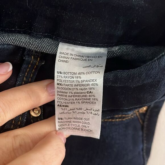 Chico's Dark Blue So Slimming Girlfriend Slim Leg Ankle Jeans - Picture 4 of 10